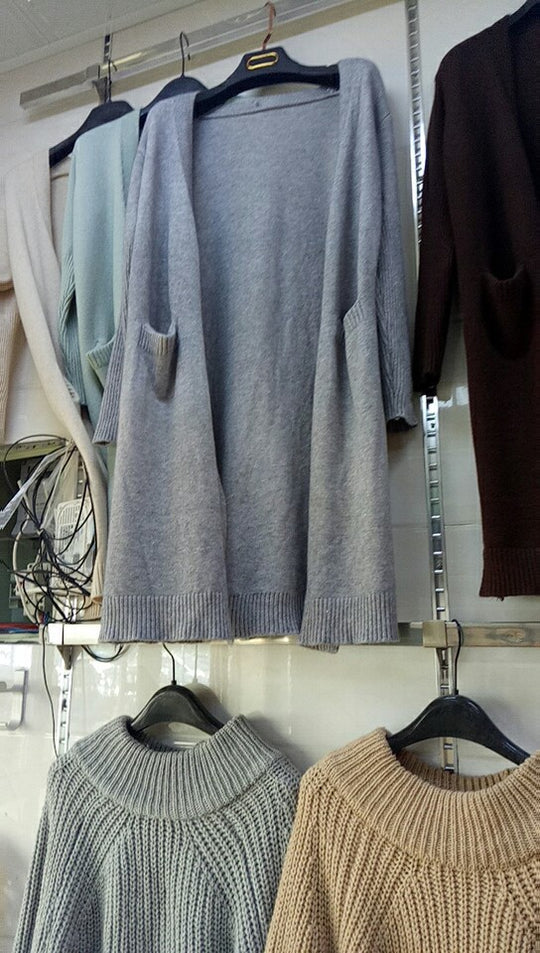 Damen Strickcardigan mit modischem V-Ausschnitt und lässiger Passform EB