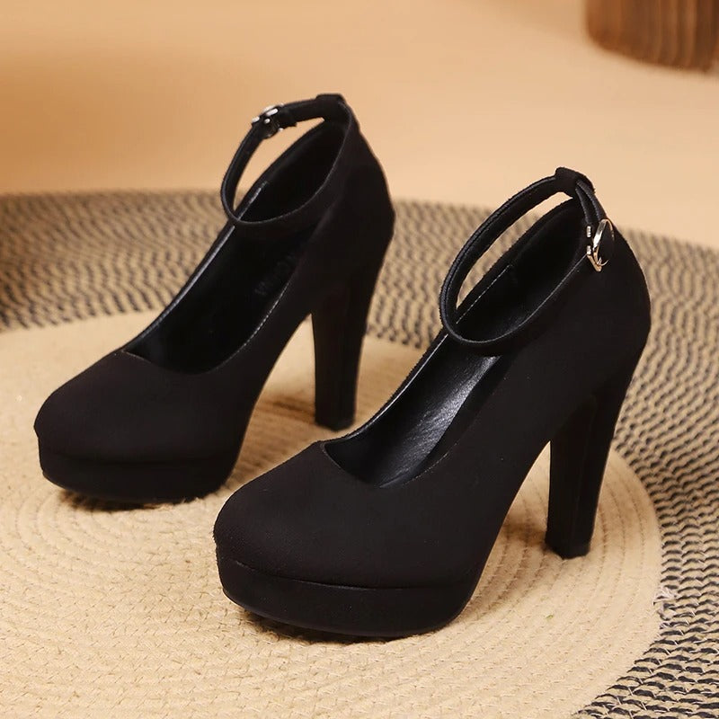 EB | Elegante und Verführerische Hochhackige Schuhe