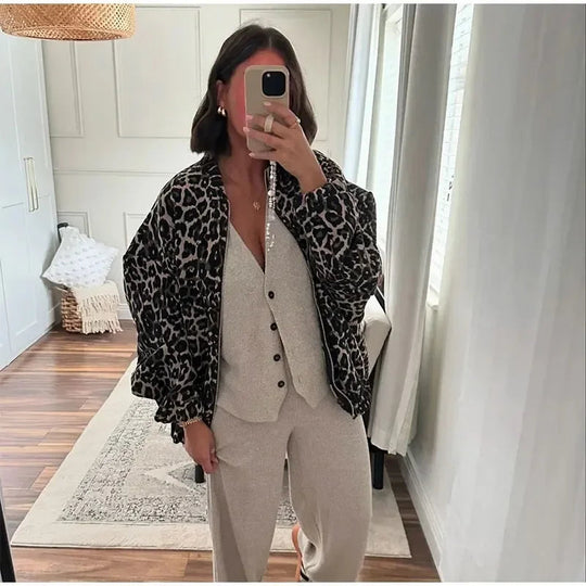 EB | Modern Elegante Leichte Damenjacke