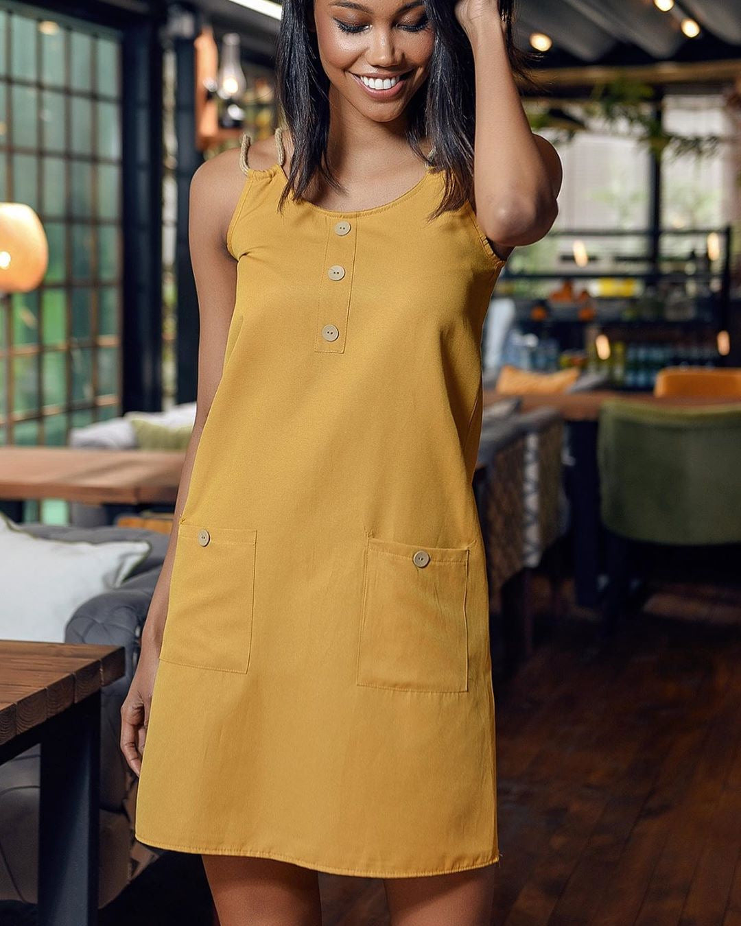 Damen lässiges Sommerkleid mit Knopfdetails und praktischen Taschen EB