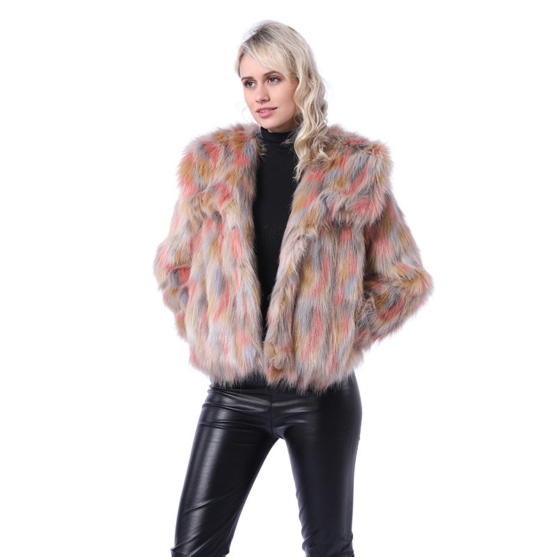 Damen Kunstpelzjacke mit lebhaftem Farbverlauf und elegantem Schnitt EB