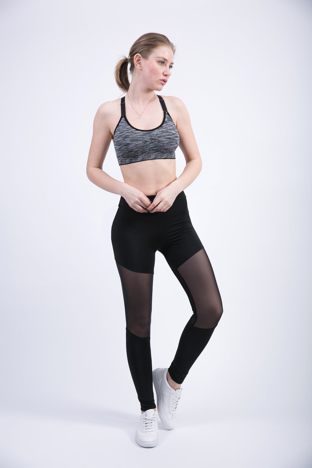 Damen Sportleggings mit atmungsaktiven Mesh-Einsätzen EB