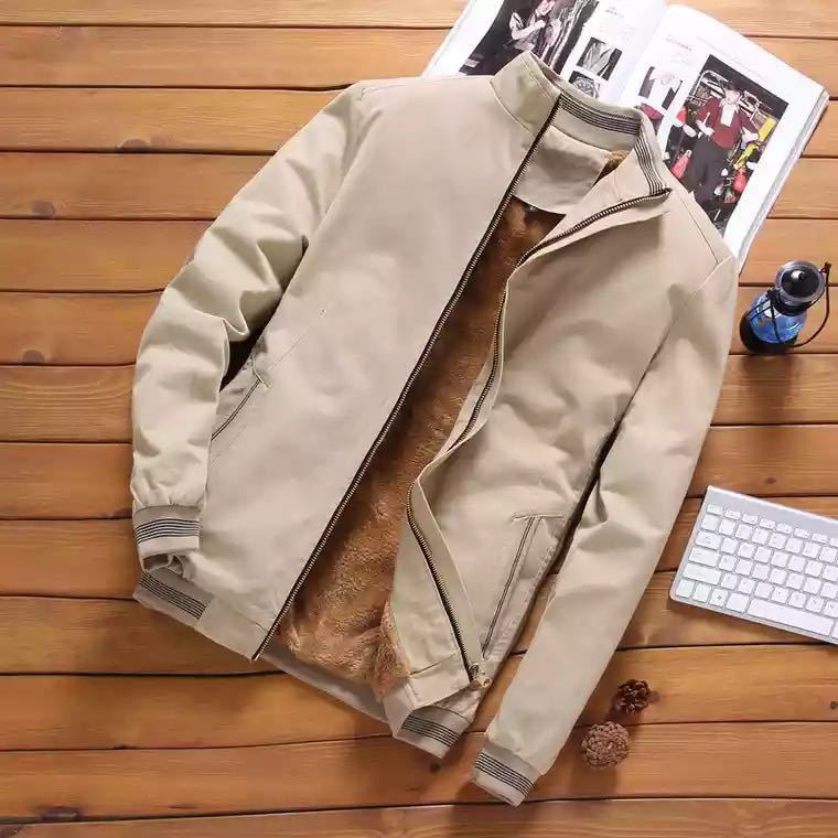 Herren  casual Bomberjacke mit wärmendem Teddyfutter, Stehkragen und gerippten Bündchen EB