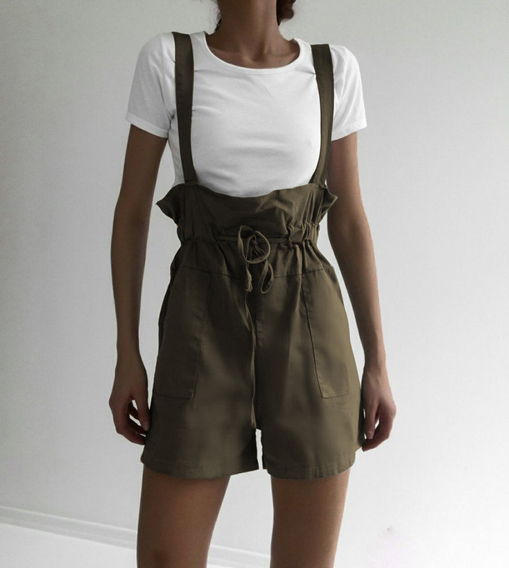 Damen Lässig geschnittene Overall-Shorts mit verstellbaren Trägern EB