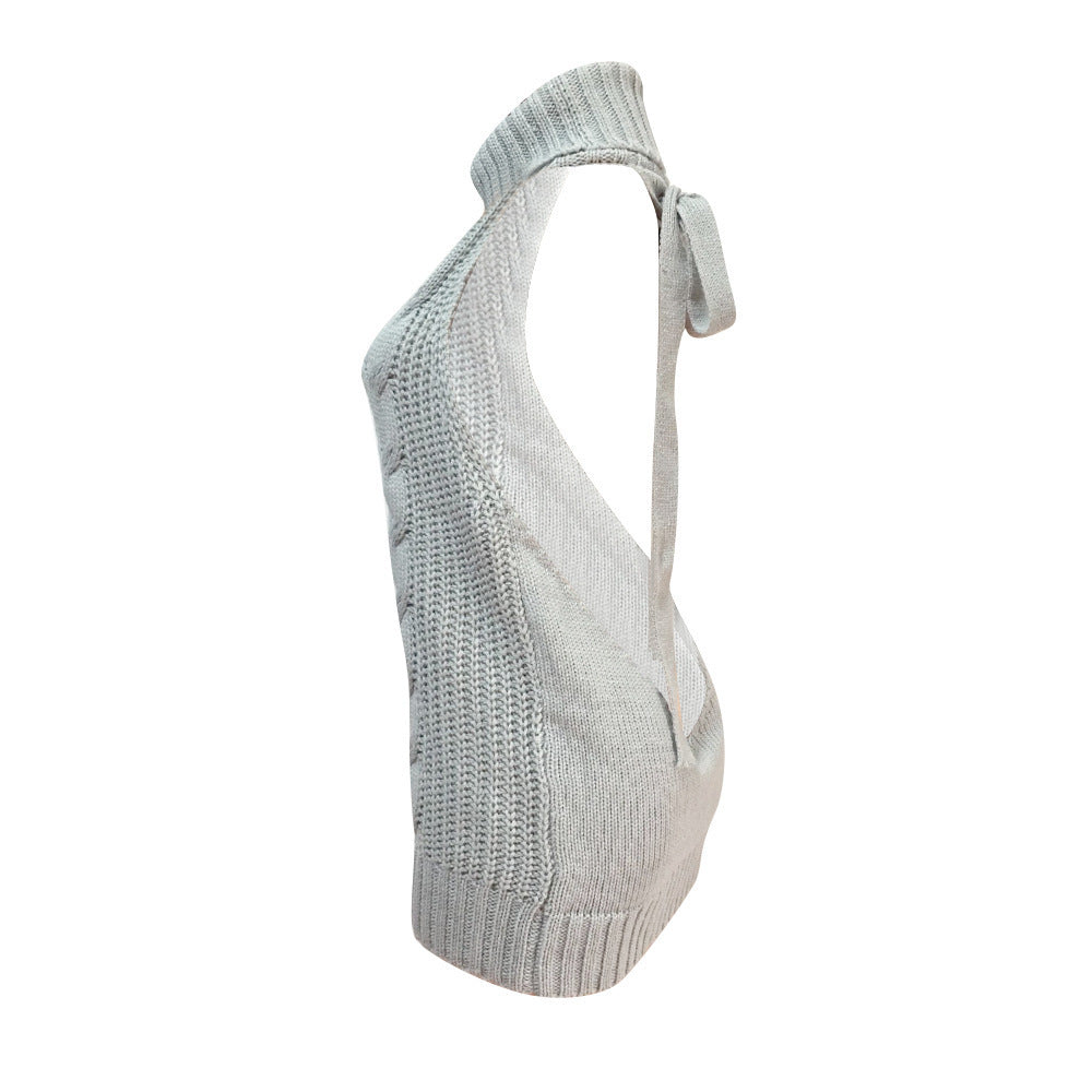 Damen Strickkleid mit hohem Kragen und raffiniertem Rückendetail EB