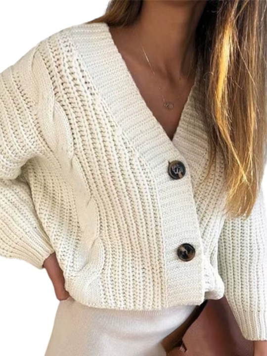 EB | Der Grobe Strickcardigan mit Zopfmuster & Charakter