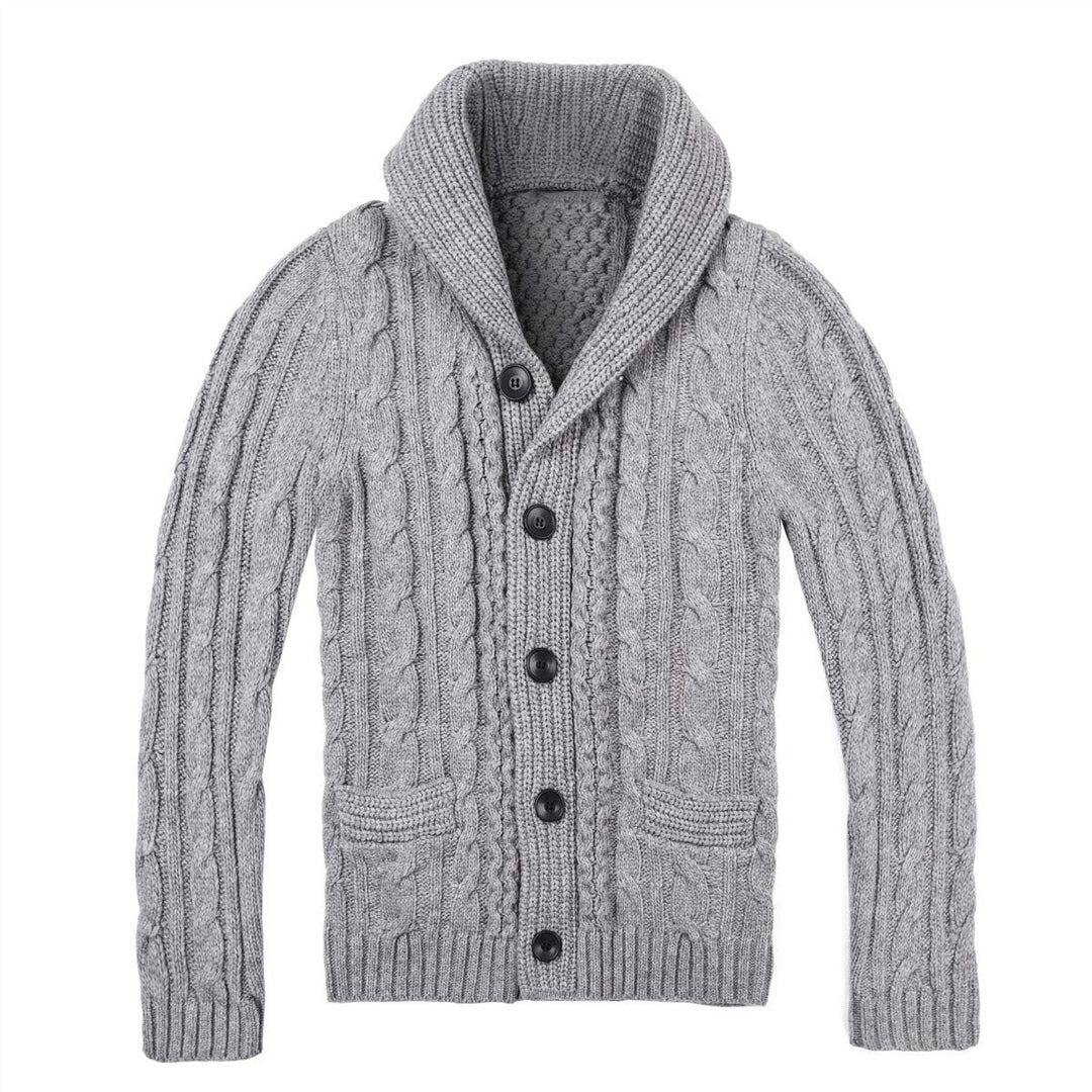 Herren Strickjacke mit klassischem Zopfmuster und praktischen Taschen EB