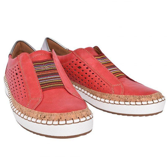 Damen Slip-On Sneaker mit atmungsaktiver Perforation und detailverliebtem Flair EB