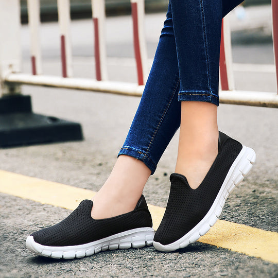 Damen Komfortable Slip-On Sneakers mit atmungsaktivem Obermaterial EB