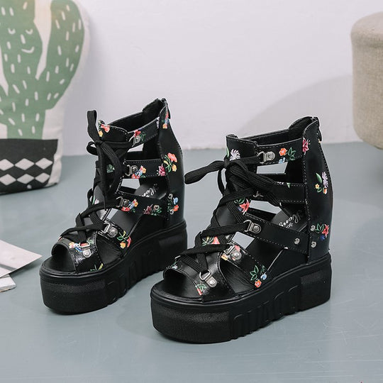 Damen Plateausandalen mit floralem Design EB
