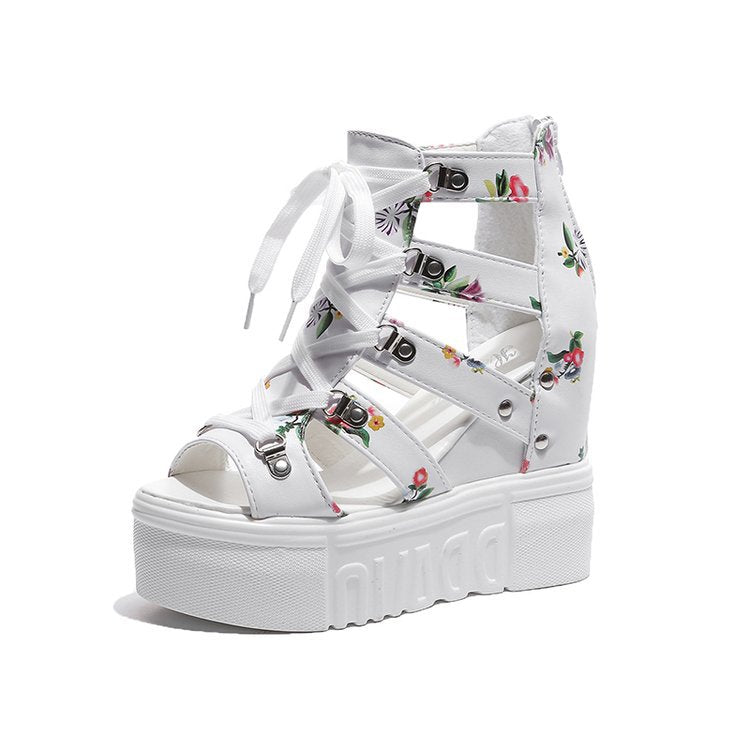 Damen Plateausandalen mit floralem Design EB