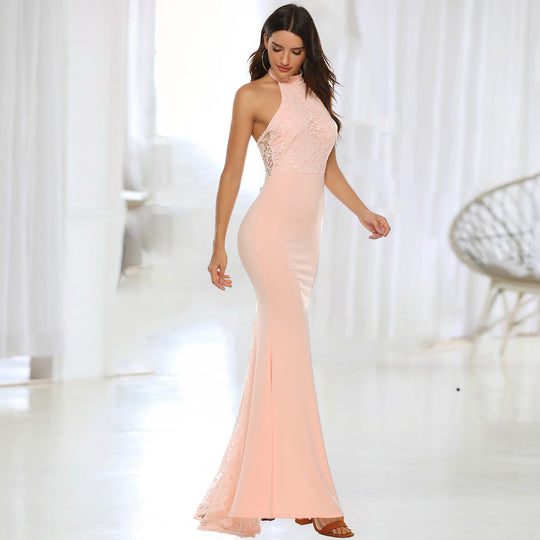 Damen Elegantes Abendkleid mit Spitzenapplikationen und schwingendem Saum EB