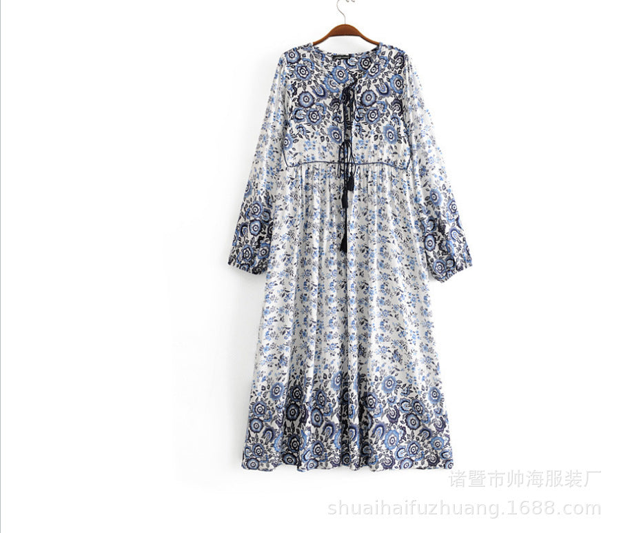 EB | Kleid mit böhmischem Print