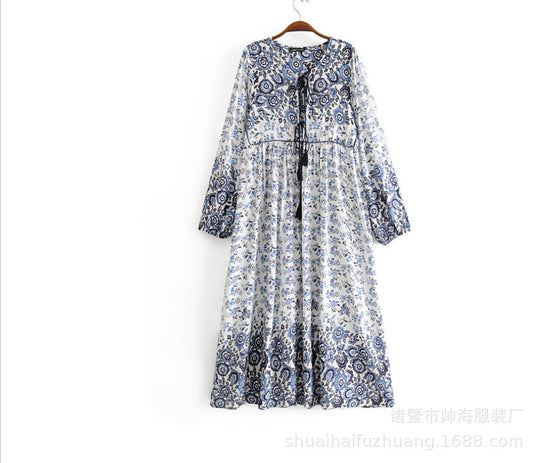 EB | Kleid mit böhmischem Print