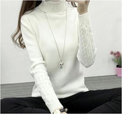 Damen Feinstrickpullover mit hohem Kragen und Zopfmuster EB