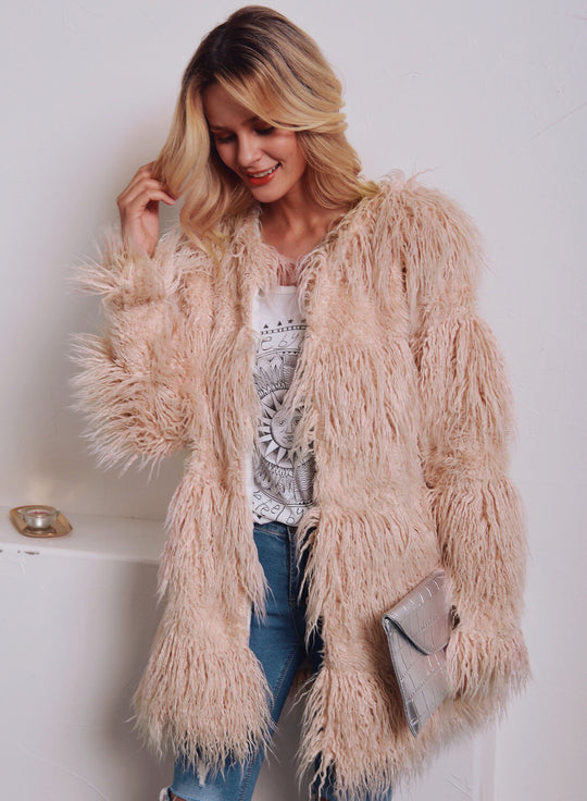 Damen Kuschelige Langhaarjacke mit strukturiertem Design EB