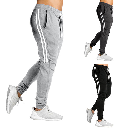 Herren Sportliche Jogginghose mit atmungsaktiver Struktur und seitlichen Streifen EB