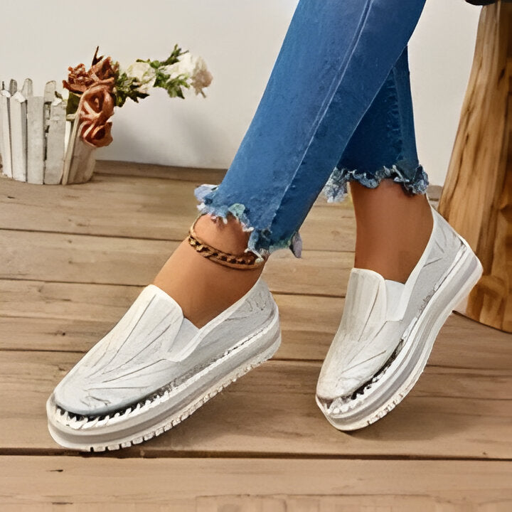 Bea | Elegante Damen Slipper mit funkelnden Strasssteinen EB