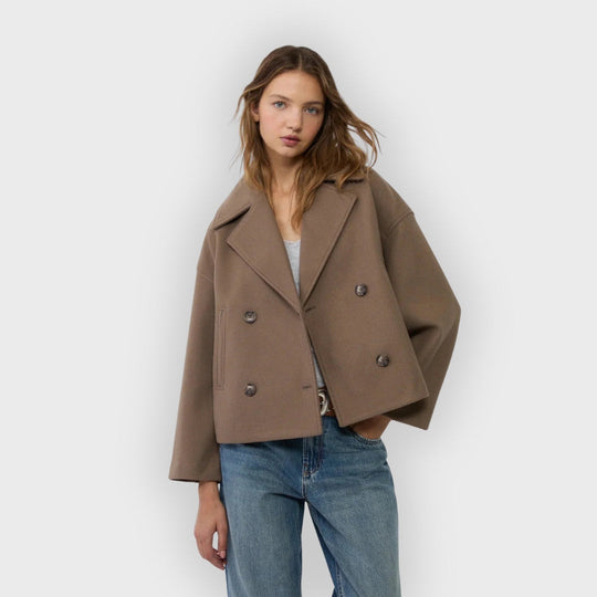 EB | Doppelreihige Jacke