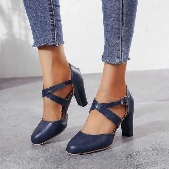 Damen Pumps mit dekorativem Riemendesign und komfortablem Blockabsatz EB
