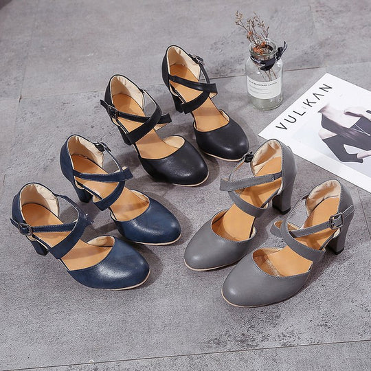 Damen Pumps mit dekorativem Riemendesign und komfortablem Blockabsatz EB