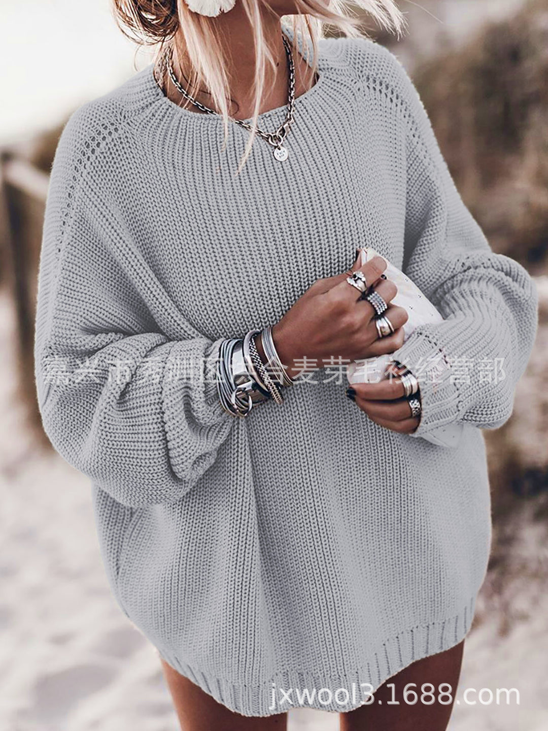 Damen Oversized Strickpullover mit luftigen Maschen und Seitenschlitzen EB