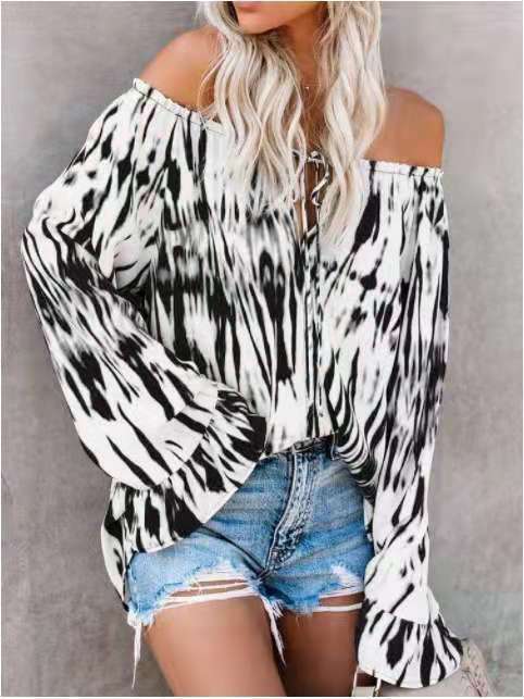Damen Freizeitbluse mit Off-Shoulder Schnitt und lässigen Rüschendetails EB