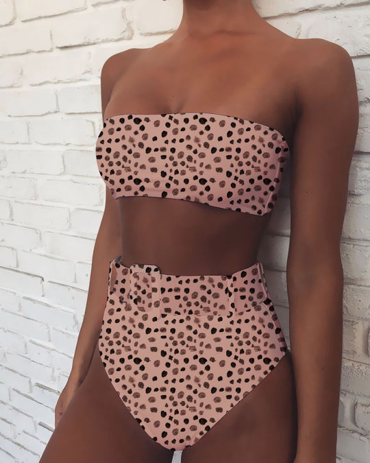 Damen Bandeau-Bikini mit hochtaillierten Hosen EB