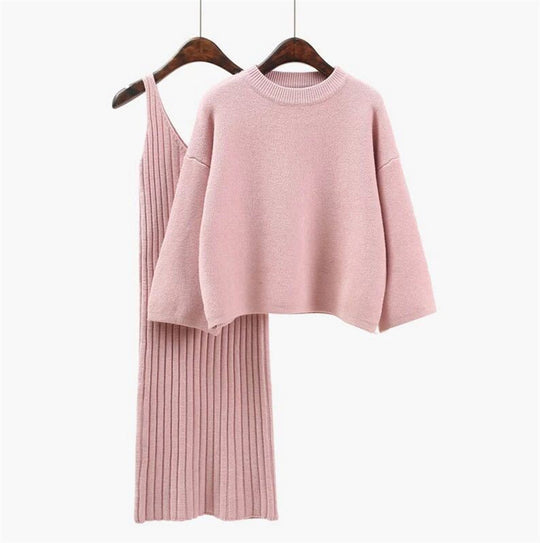Damen Strick-Set mit lässigem Crop-Pullover und geripptem Maxikleid EB