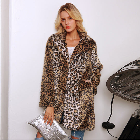 Damen Luxuriöse Kunstpelzjacke mit trendigem Leopardenmuster EB
