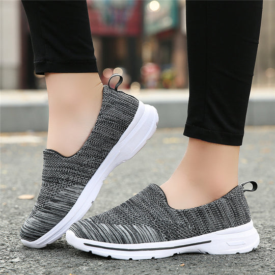 Damen Slip-On Freizeitschuhe mit atmungsaktivem Mesh-Obermaterial EB