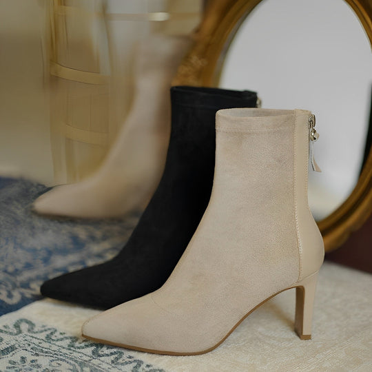 Freja Stilvolle Spitzstiefel mit Hohem Absatz und Reißverschluss EB