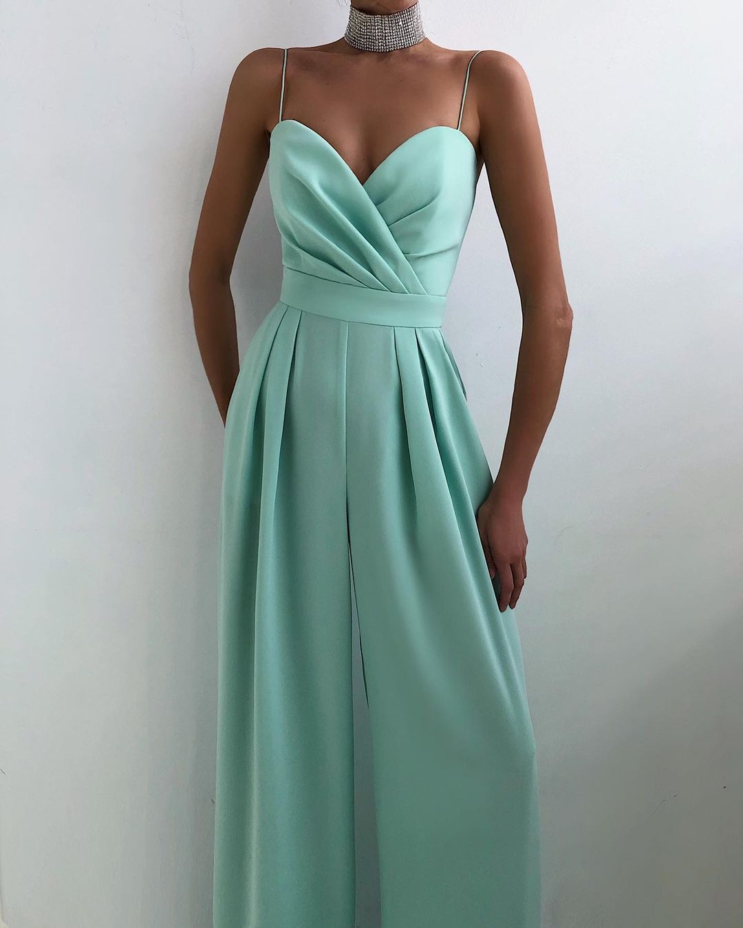 EB | Damen Eleganter Fließender Jumpsuit mit Spaghettibändern für Festliche Anlässe