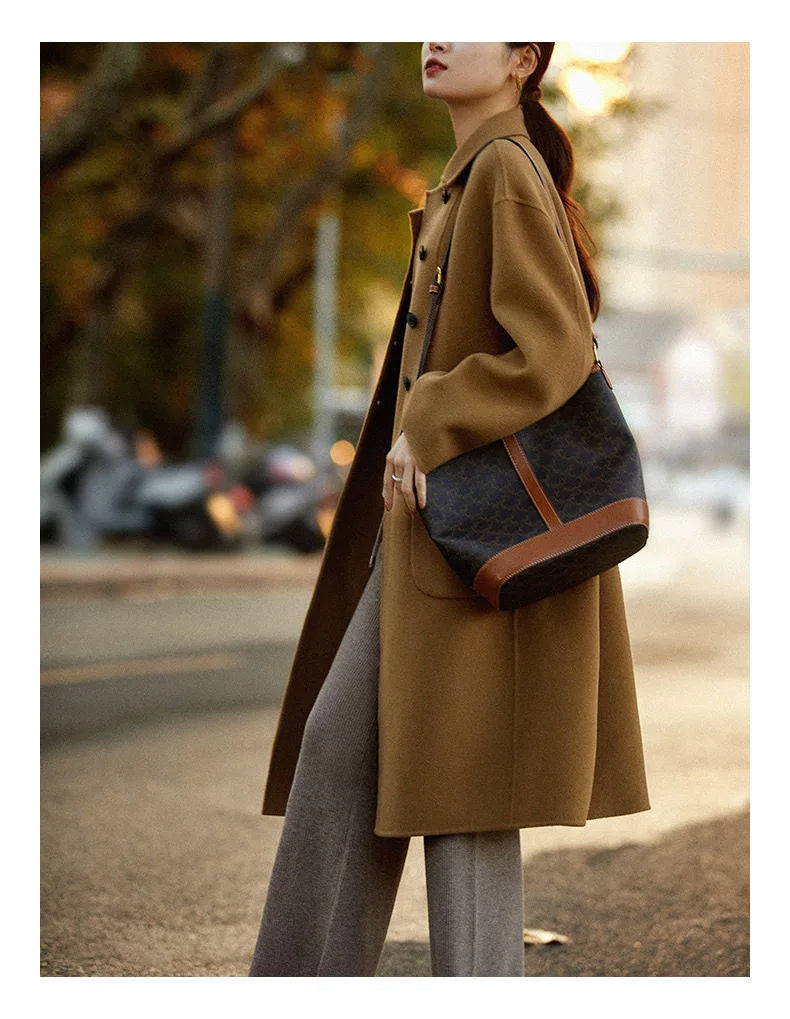 EB | Klassischer Wollmantel mit Taschen