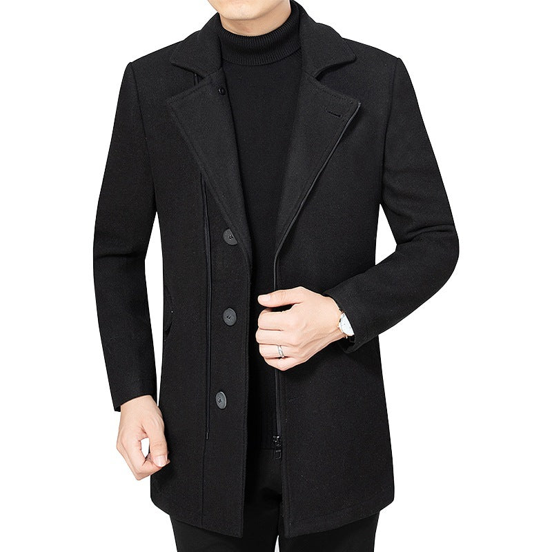 Herren Mantel mittellang aus Wollmix mit schlanker Silhouette, verdeckter Reißverschlussleiste und Pattentaschen EB