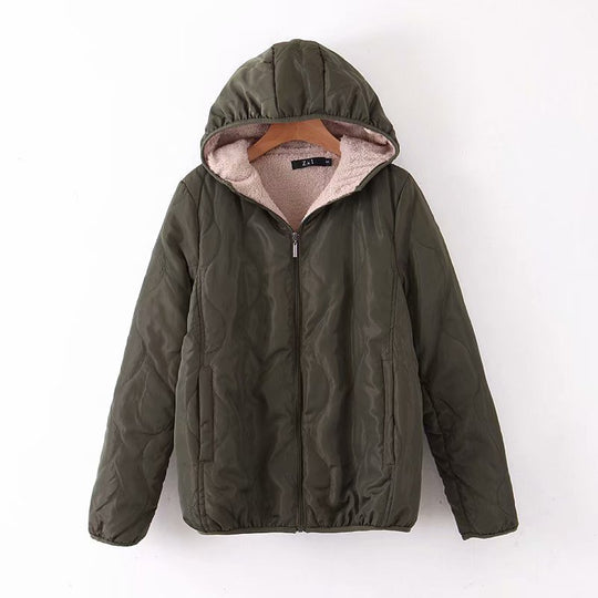 Damen gepolsterte Kapuzenjacke mit Teddyfutter und Wellensteppung EB