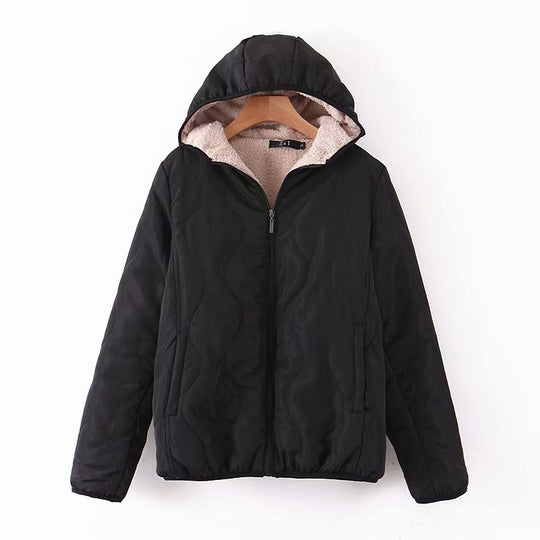 Damen gepolsterte Kapuzenjacke mit Teddyfutter und Wellensteppung EB