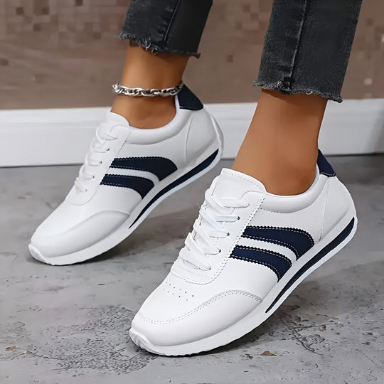 modische Schuhe, zeitloses Design. EB EB