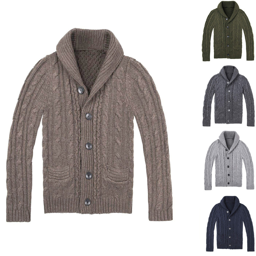 Herren Strickjacke mit klassischem Zopfmuster und praktischen Taschen EB