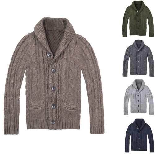 Herren Strickjacke mit elegantem Zopfmuster und praktischen Taschen EB