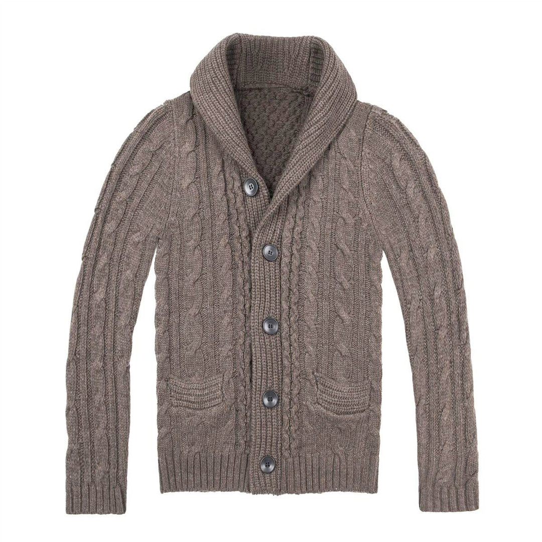 Herren Strickjacke mit elegantem Zopfmuster und praktischen Taschen EB