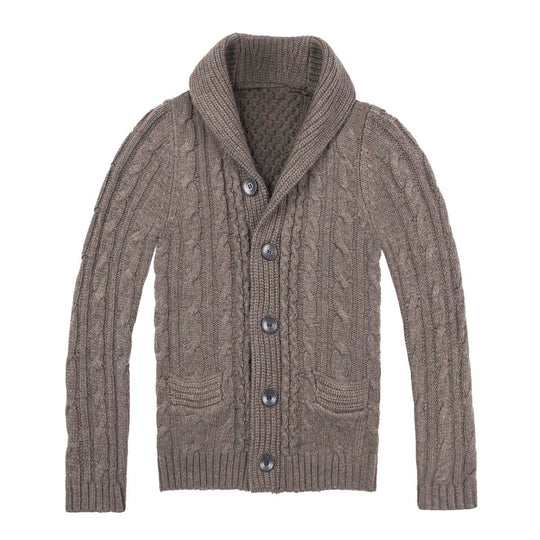 Herren Strickjacke mit elegantem Zopfmuster und praktischen Taschen EB