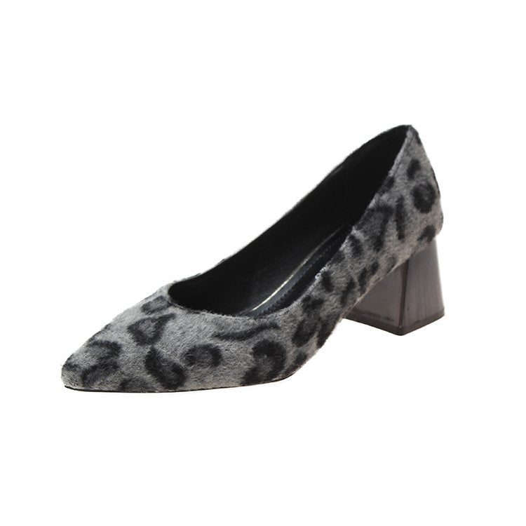 Damen elegante und bequeme Pumps mit Blockabsatz EB