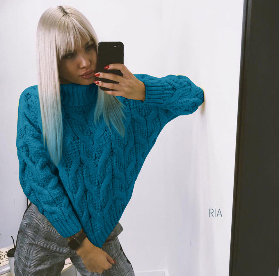 Damen Grobstrickpullover mit hochgeschlossenem Kragen und detailreichem Zopfdesign EB
