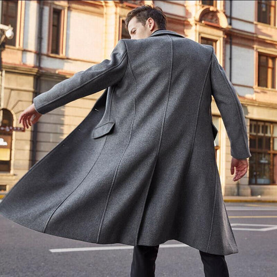 Herren klassischer Wollmantel mit modernem Schnitt und eleganten Details EB