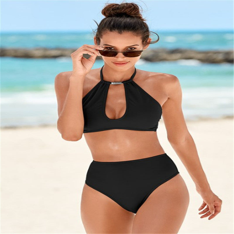 Damen Hochgeschnittener Bikini mit elegantem Halter-Design EB