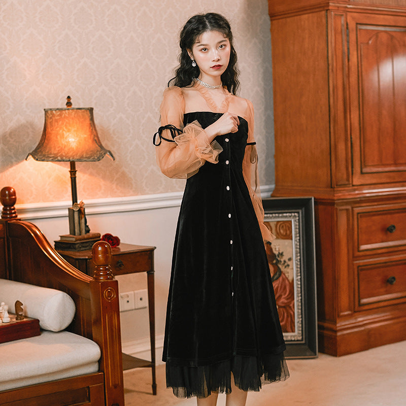 Damen Kleid mit transparenten Puffärmeln und knopfbarem Design EB