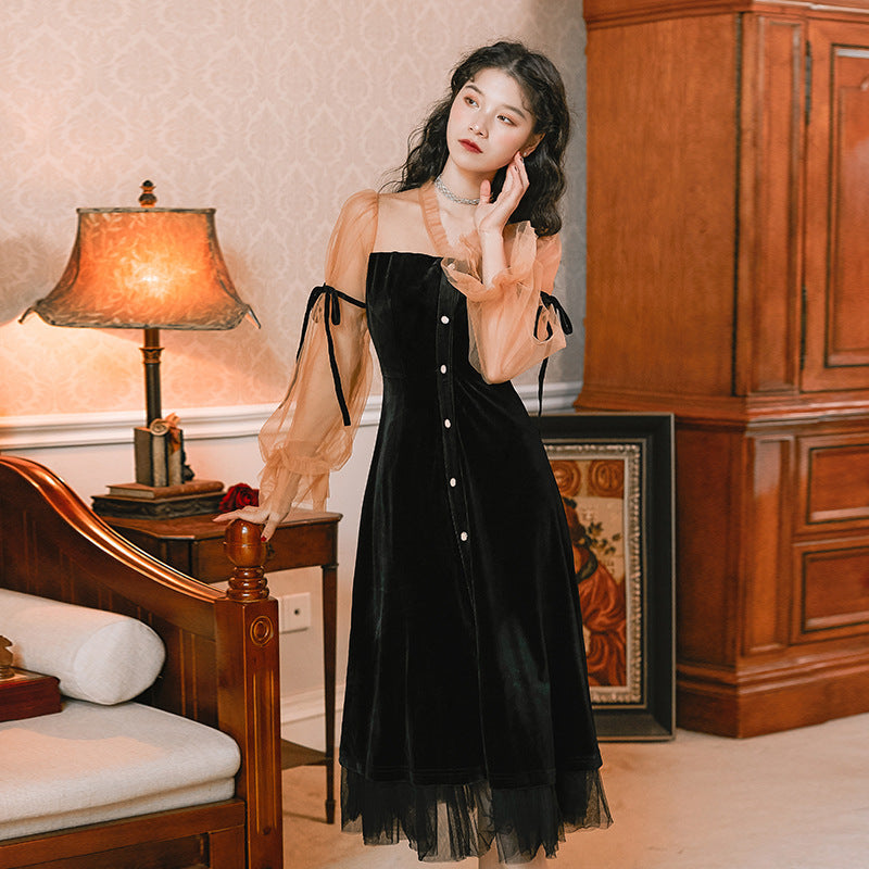 Damen Kleid mit transparenten Puffärmeln und knopfbarem Design EB