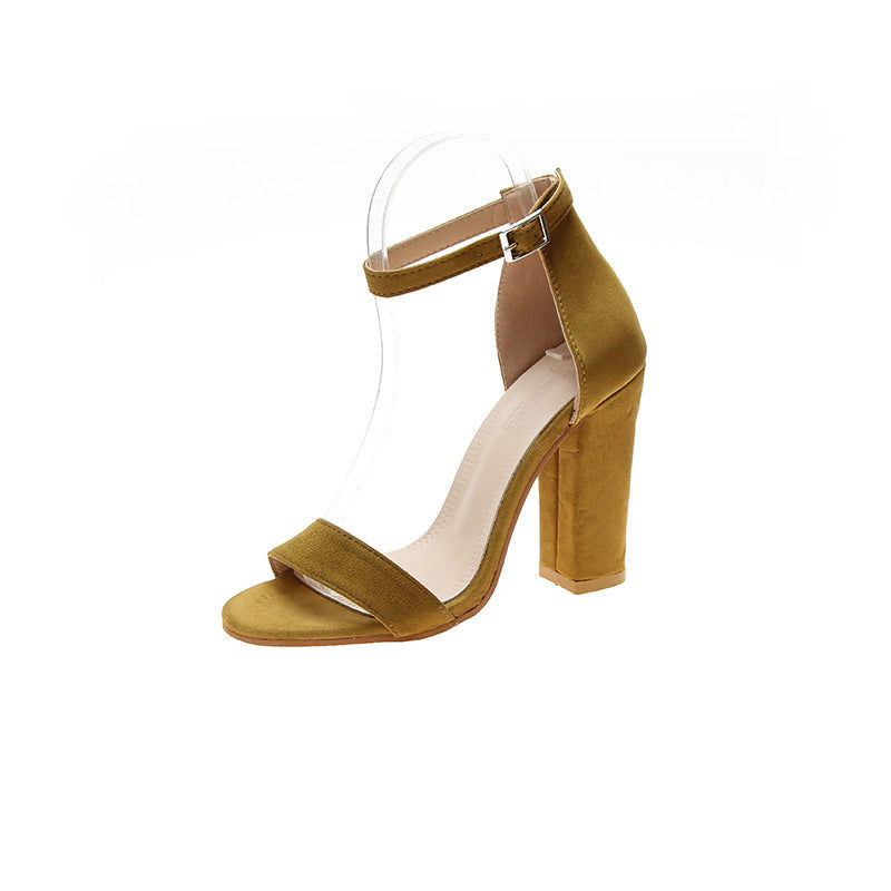 Damen High Heels mit elegantem Riemendesign und stabiler Absatzhöhe EB
