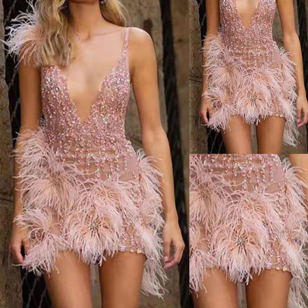 Damen Glamouröses Paillettenkleid mit Federapplikationen EB